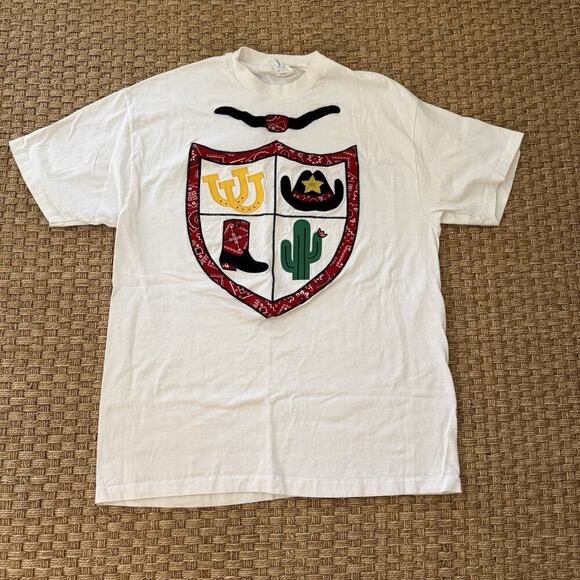 NovelTees Tops - Vintage Single Stitch Embroidered T-shirt NovelTees Dallas Size Large USA Cowboy